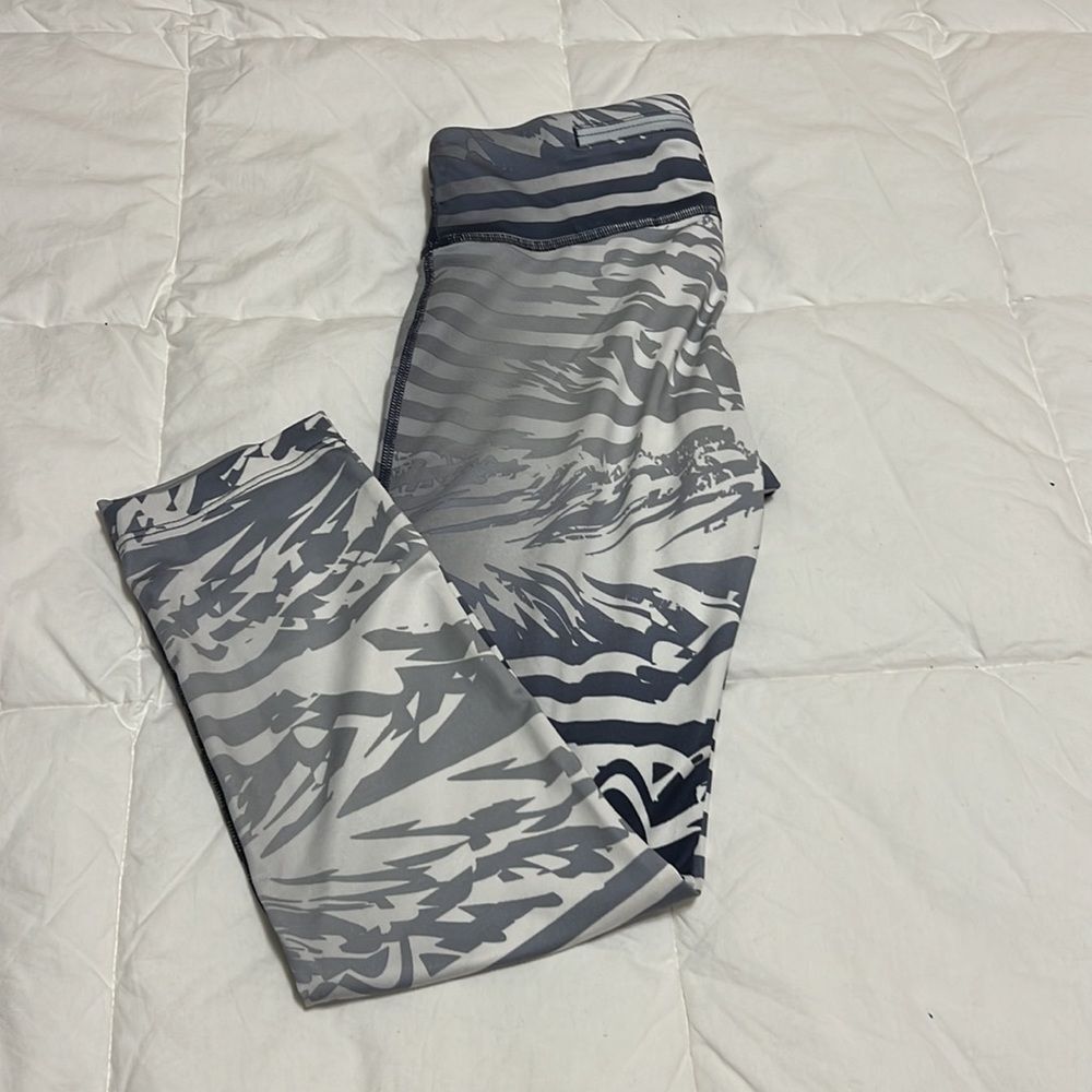Nike Dri-Fit Running Tights - Picture 3 of 7